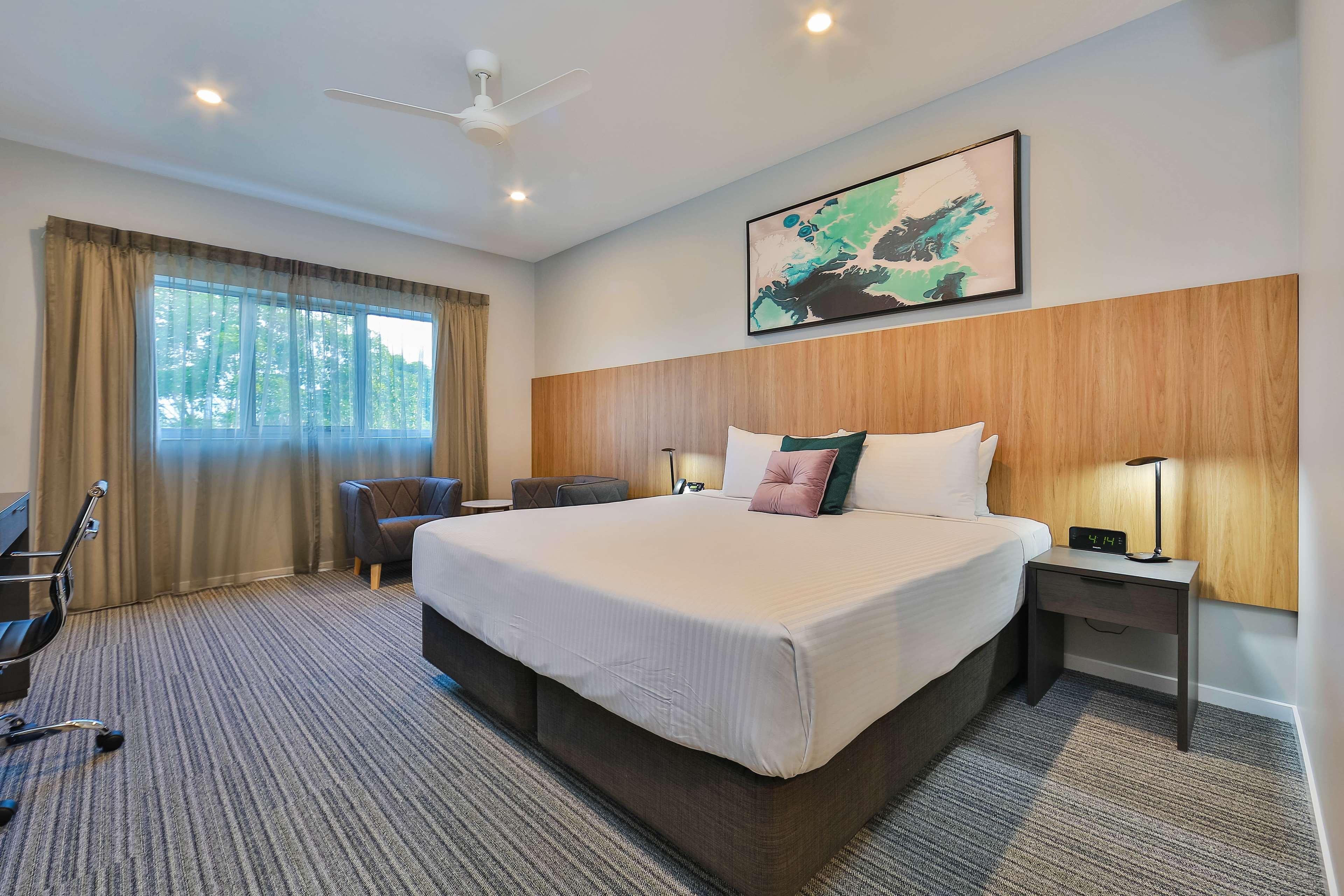Best Western Plus North Lakes Hotel Exterior foto